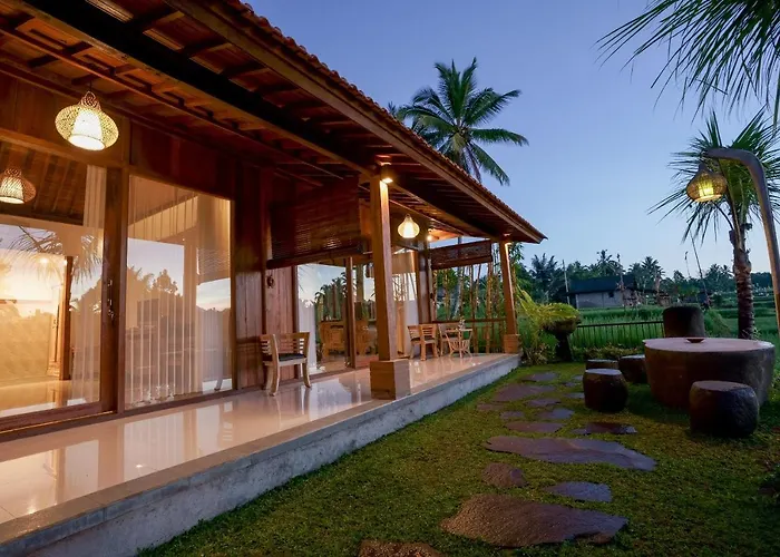 Dukuh Sebatu Ubud 4* テガララン